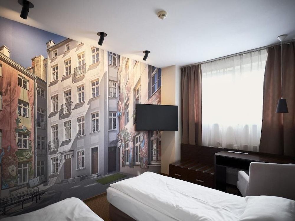 Iness Hotel 2