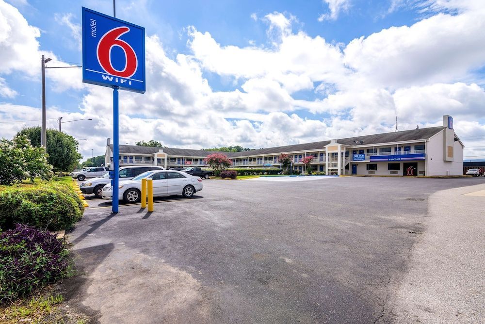 Motel 6-Anniston, AL 1