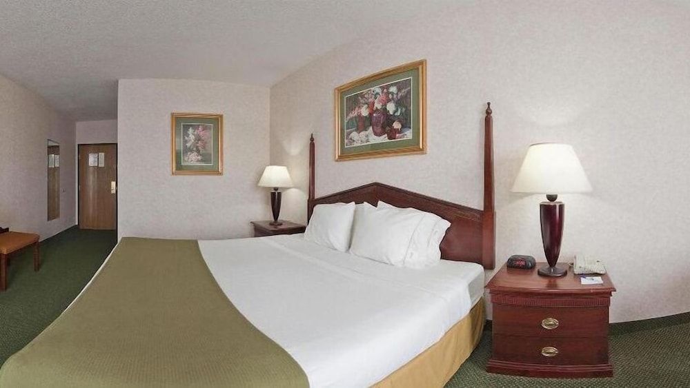 Holiday Inn Express & Suites BAD AXE by IHG 2