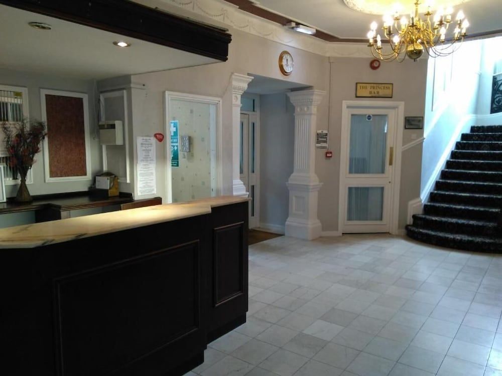 The Crown Hotel 2