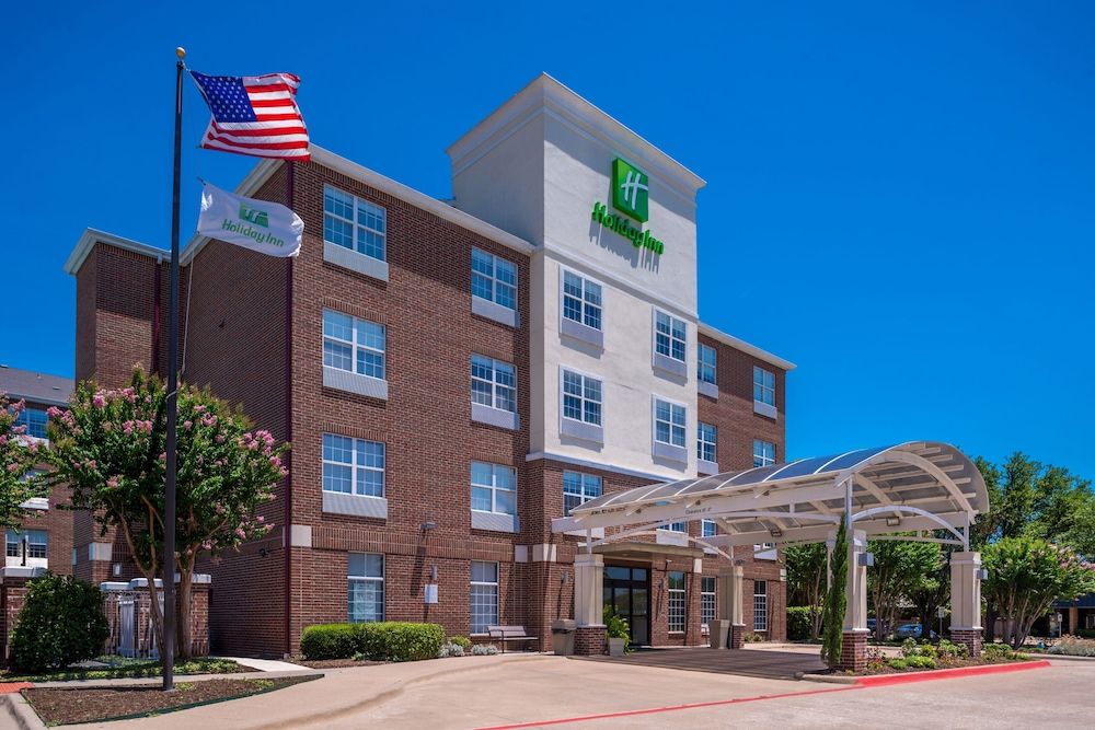 Holiday Inn & Suites DALLAS-ADDISON by IHG 1