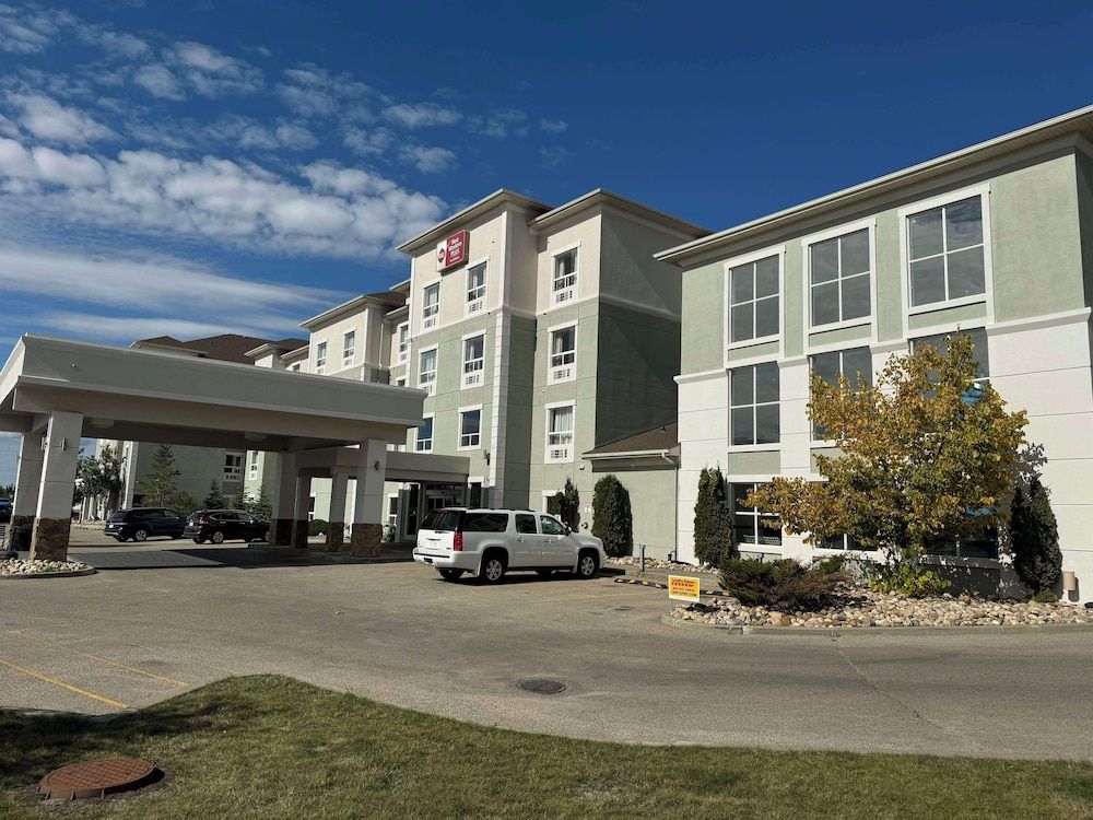 Best Western Plus South Edmonton Inn & Suites 1