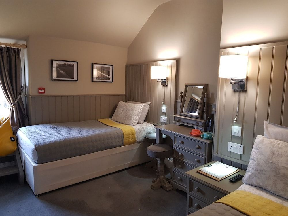 Bull Hotel 1