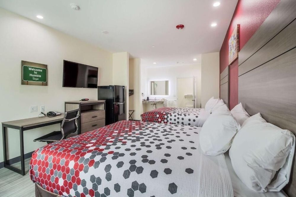 Regency Inn & Suites Humble FM1960 - IAH Airport 2