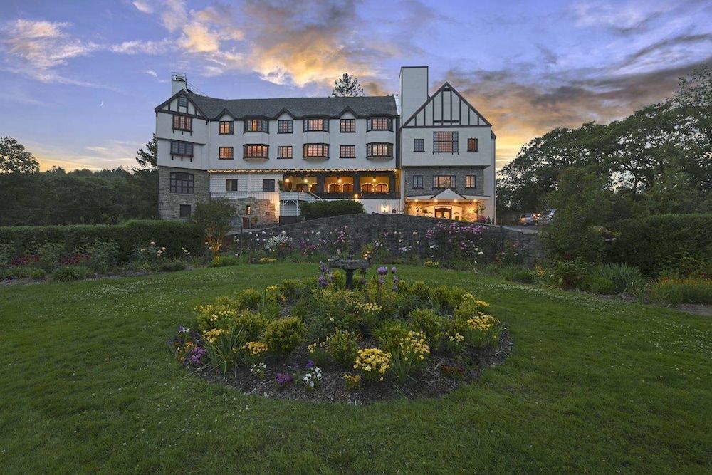 Benbow Historic Inn 1