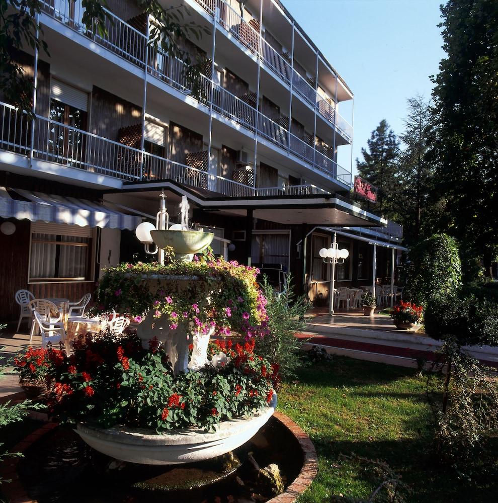 HOTEL FARNESE 1