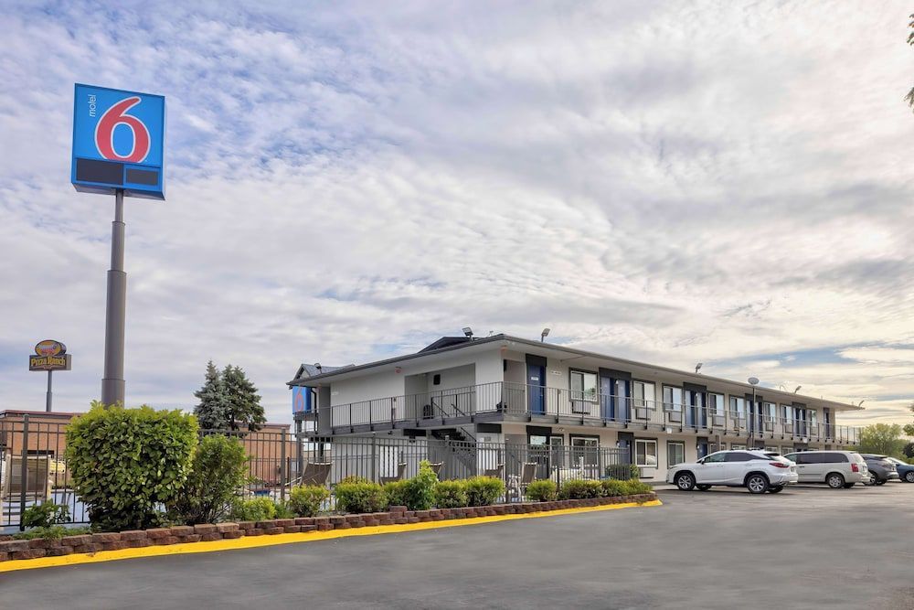 Motel 6-Oshkosh, WI 1