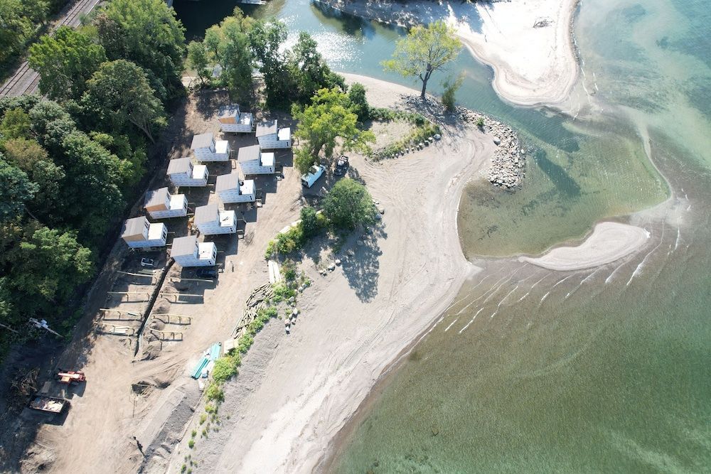 Hideaway Bay Resort 1
