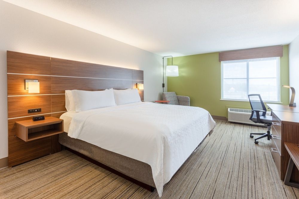 Holiday Inn Express & Suites SCOTTSBURG by IHG 2