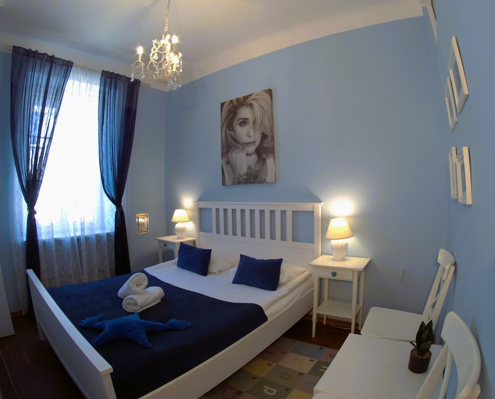 Chmielna Guest House 2