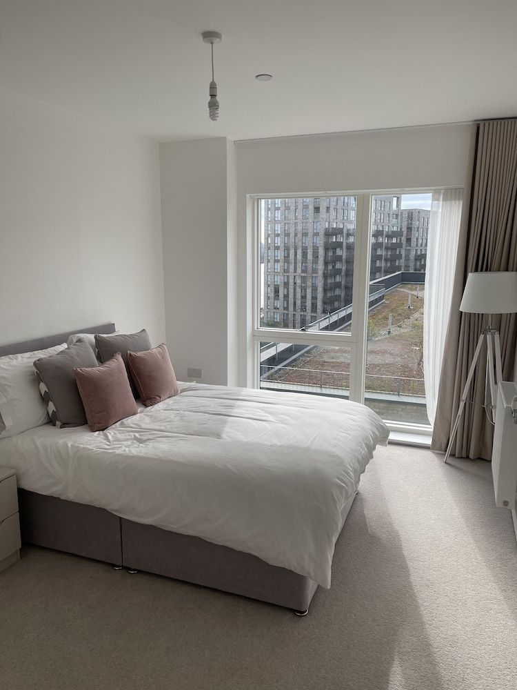 Beautiful 2-bed Apartment in London 2