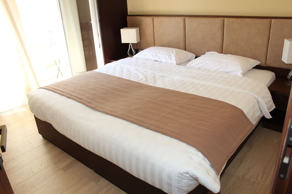 Rea Hotel 1