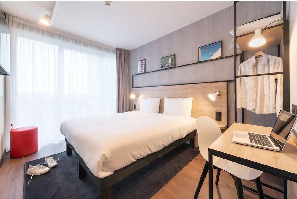 ibis Acheres St Germain en Laye 2