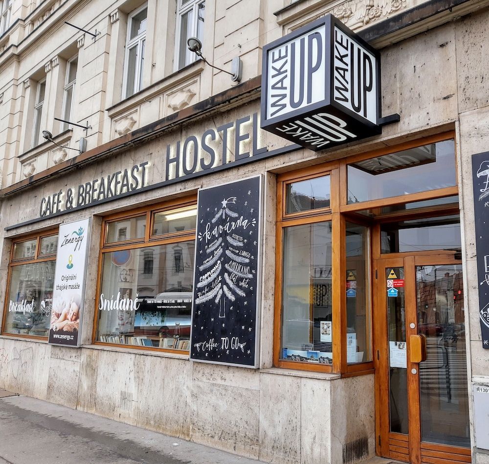Wake Up Wellness Hostel by goodnite cz 1