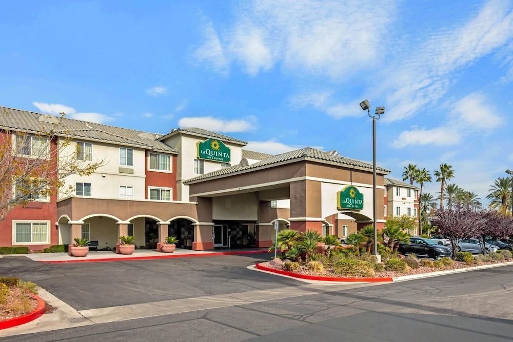 La Quinta by Wyndham Las Vegas RedRock/Summerlin 1