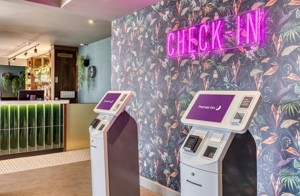 Premier Inn Southampton City Centre - West Quay 2