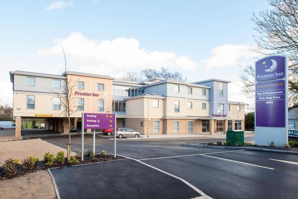 Premier Inn Witney 1