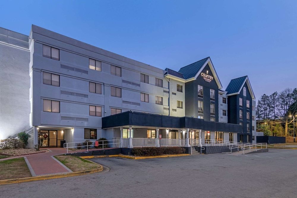 Country Inn & Suites by Radisson, Atlanta Airport South, GA 1