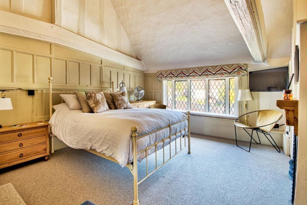 The Woolpack Inn 2
