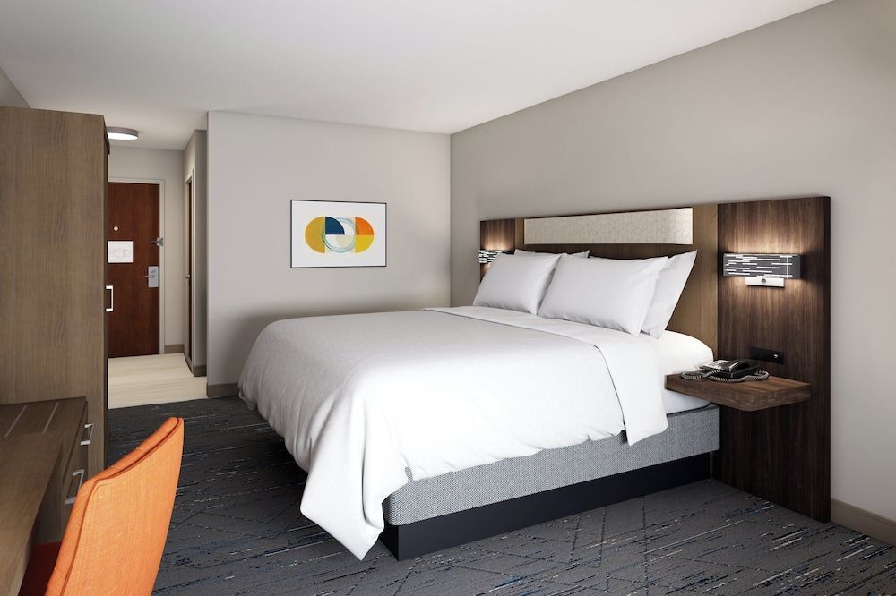 Holiday Inn Express & Suites DRY RIDGE by IHG 1