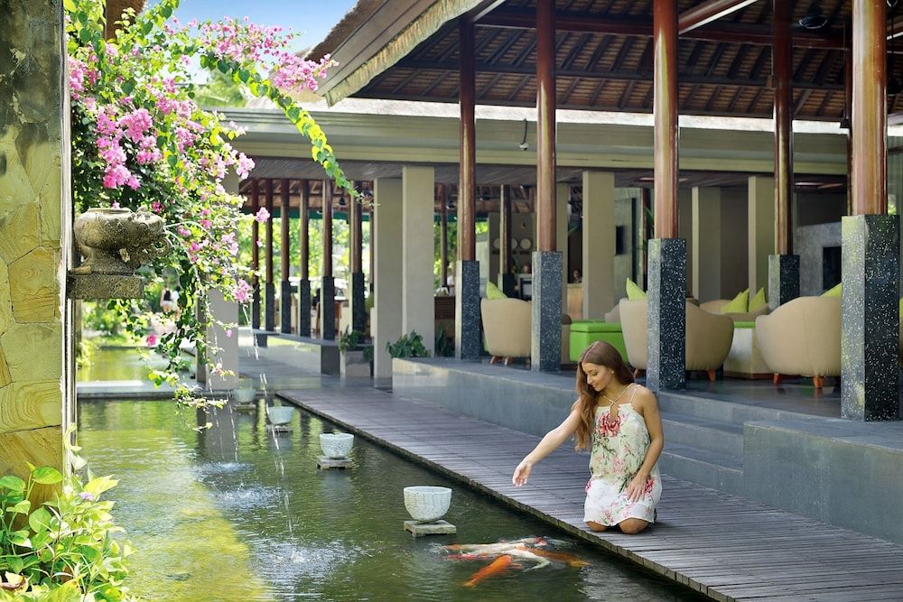 Legian Beach Hotel 2