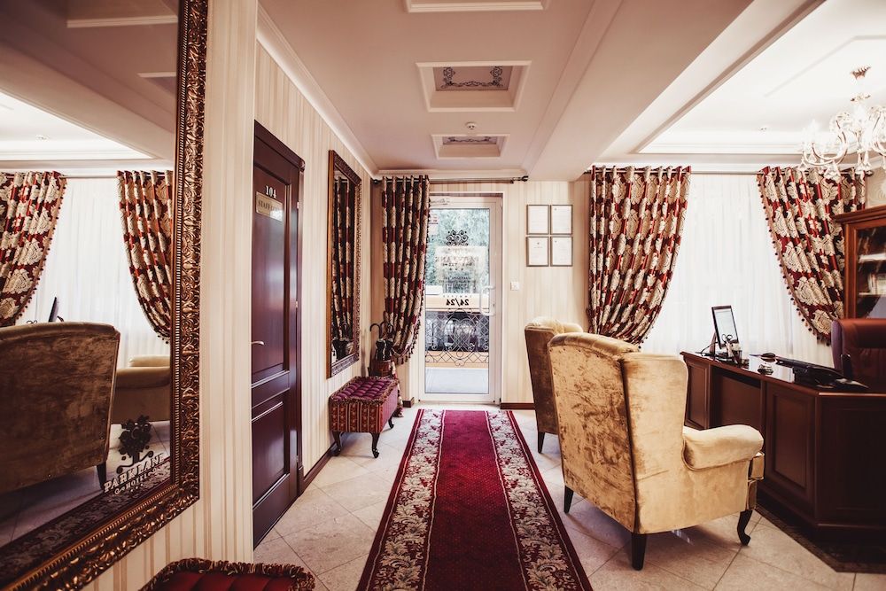 Park Lane Hotel 2