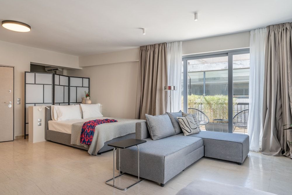 The Artisan Suites 1