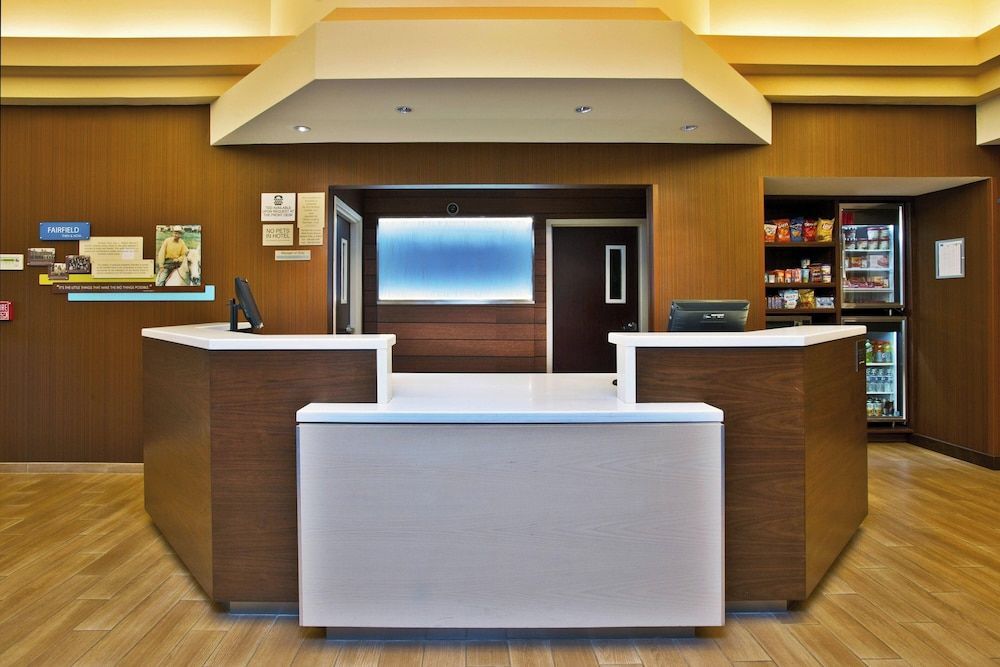 Fairfield Inn & Suites Chicago Midway Airport 2