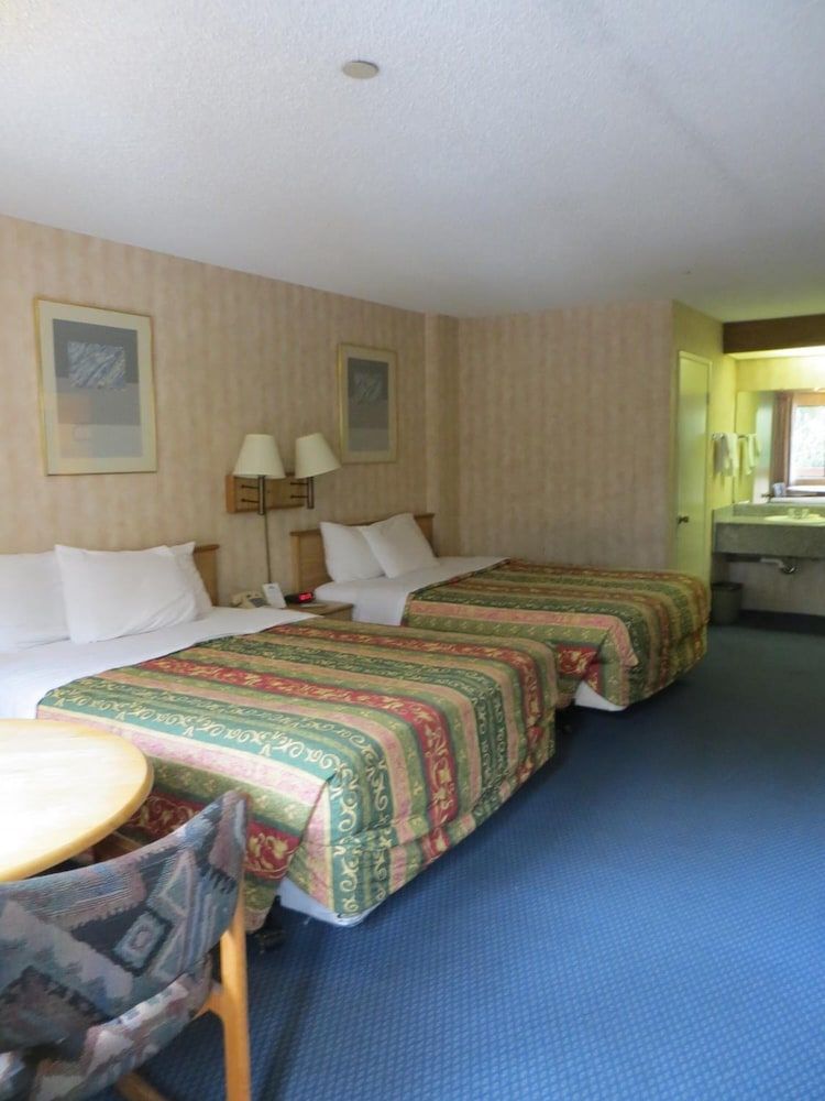 Grand Park Inn Anaheim Maingate 1