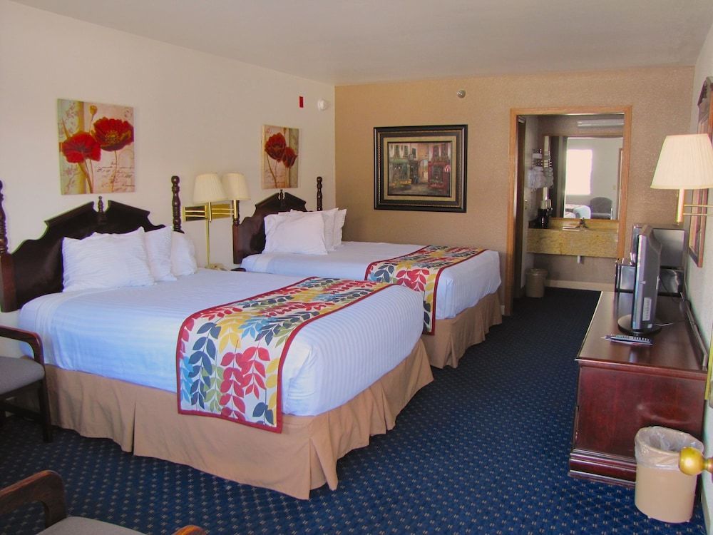 Dutton Inn 1