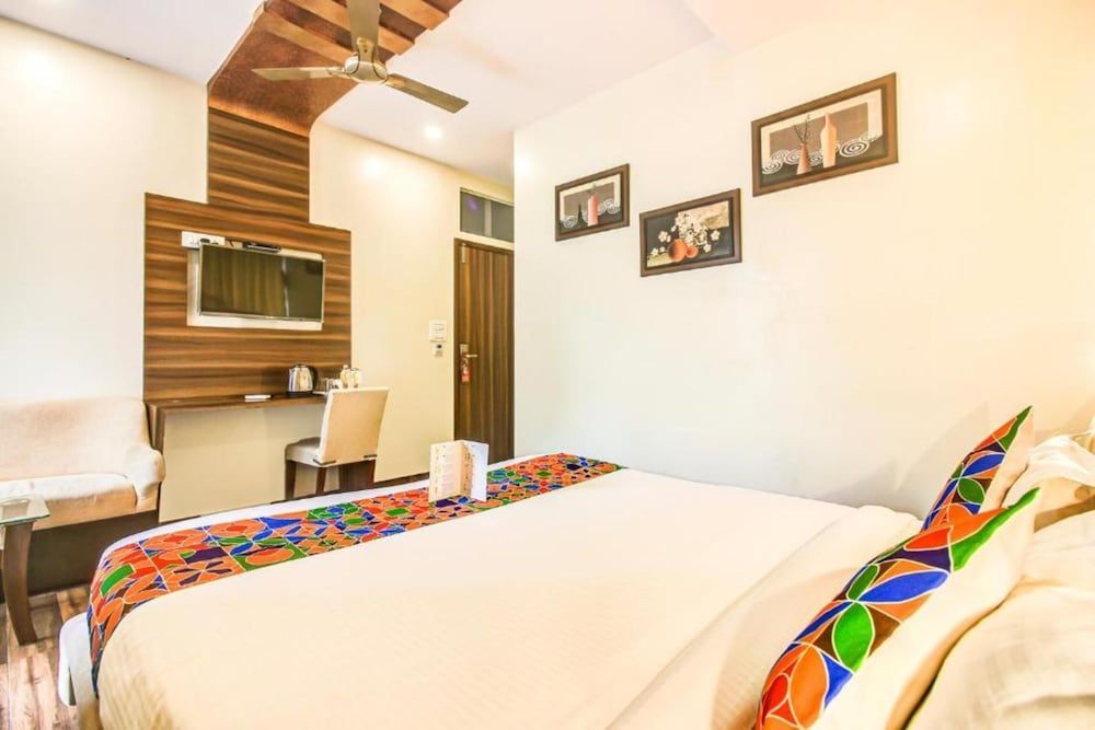 New Axis By Glitz Hotels 2