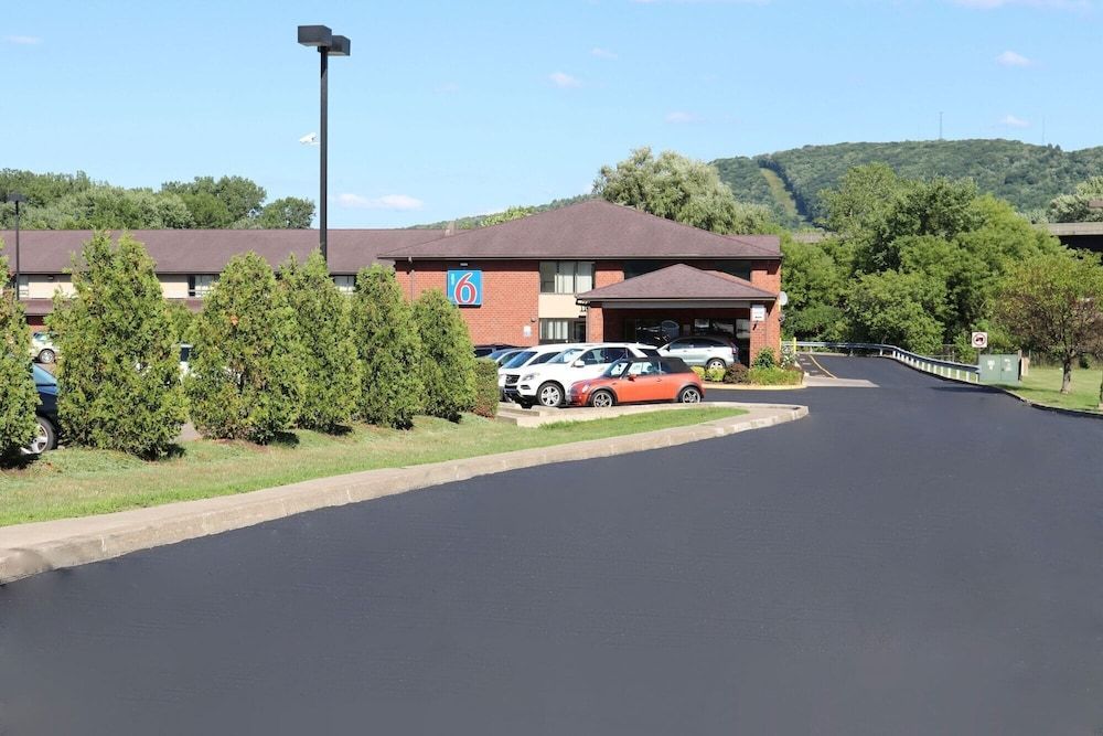 Motel 6-Binghamton, NY 1