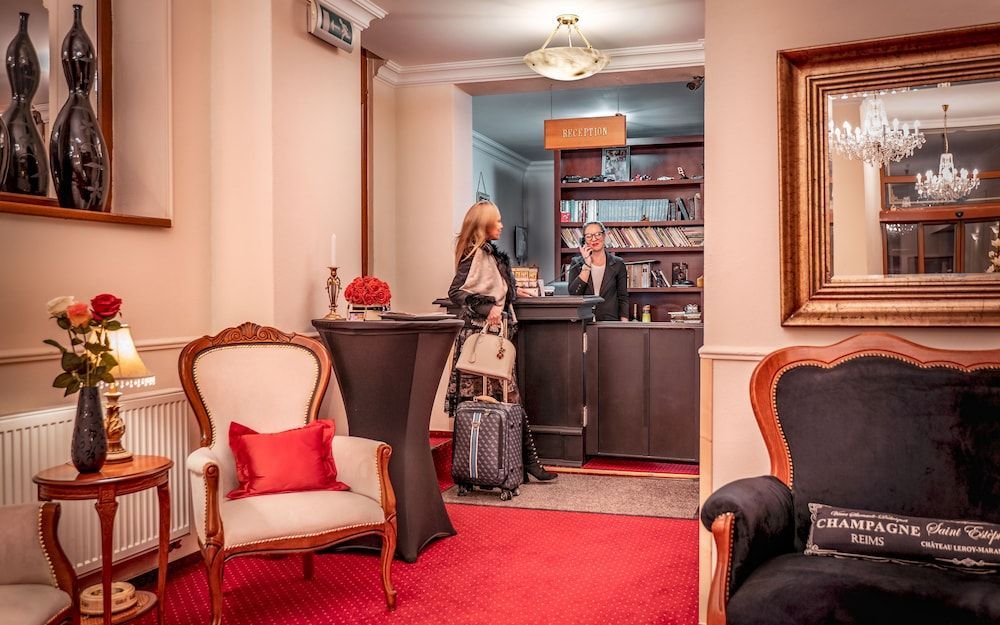 Hotel Capital with private wellness 2