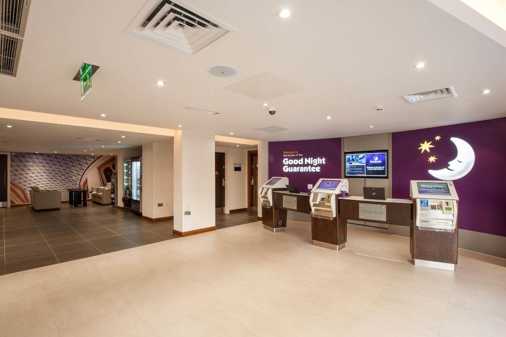 Premier Inn London Holborn 2