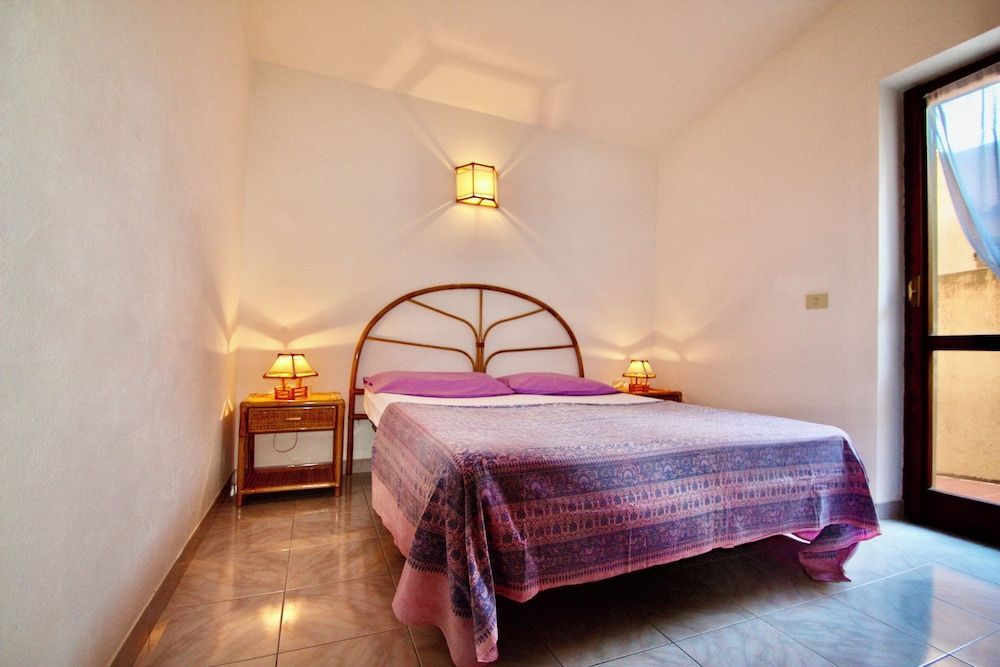 Residence in Costa Paradiso 1