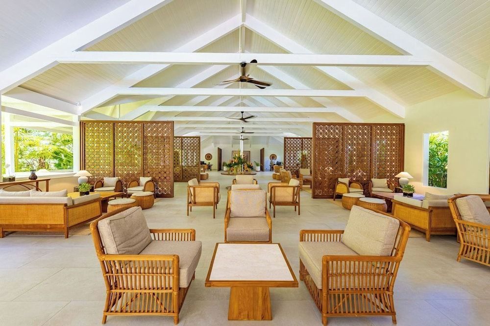 Carlisle Bay 2