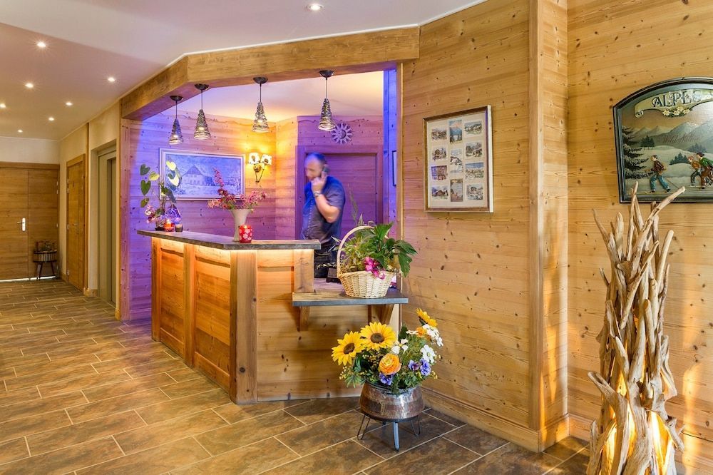 Chalet-Hôtel Le Beausoleil, The Originals Relais 2