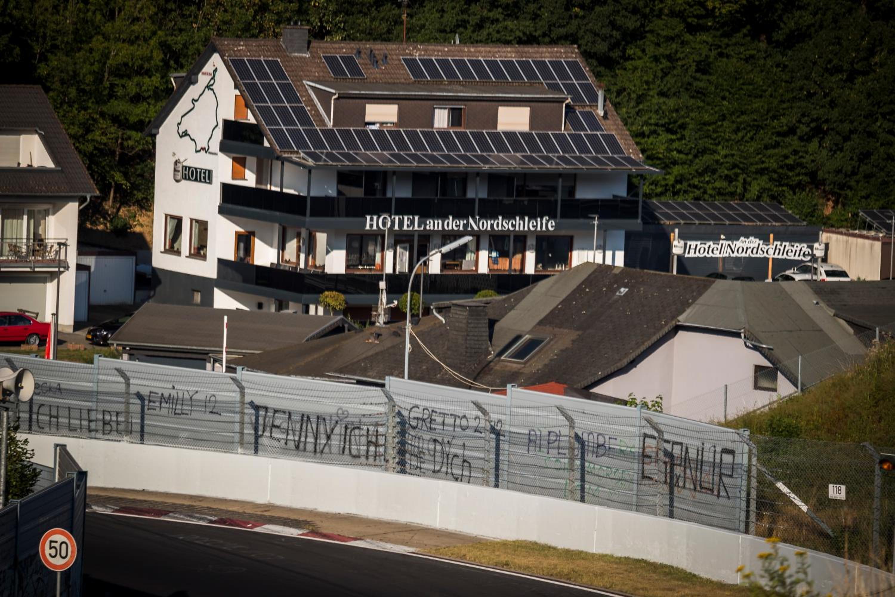 Hotel an der Nordschleife 2