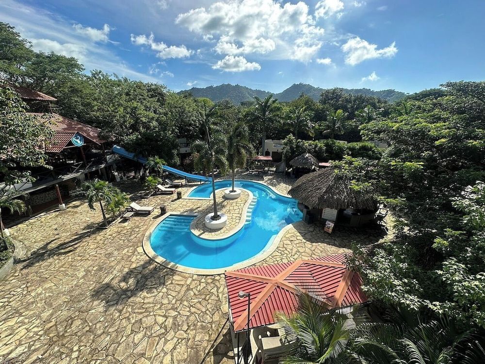 Surf Ranch Hotel & Resort 2