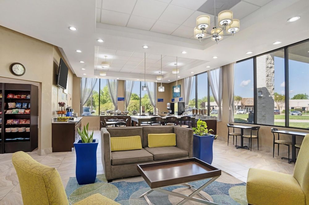 Best Western Inn & Suites - Monroe 2