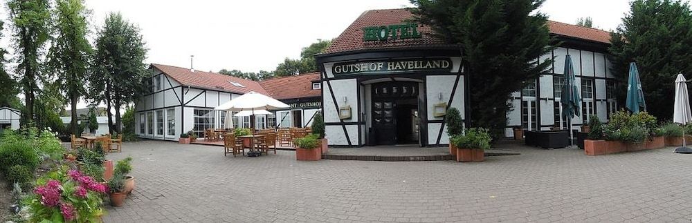 Gutshof Havelland 1