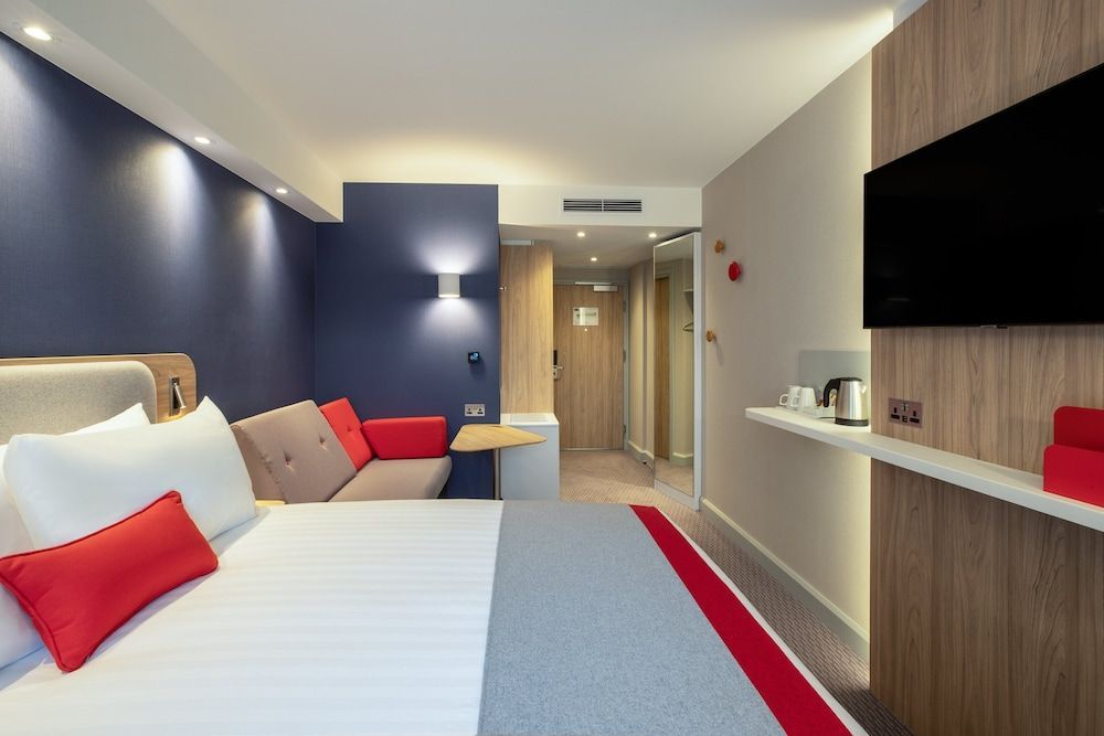 Holiday Inn Express CAMBRIDGE WEST - CAMBOURNE by IHG 2