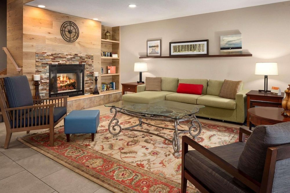 Country Inn & Suites by Radisson, Lexington, KY 2