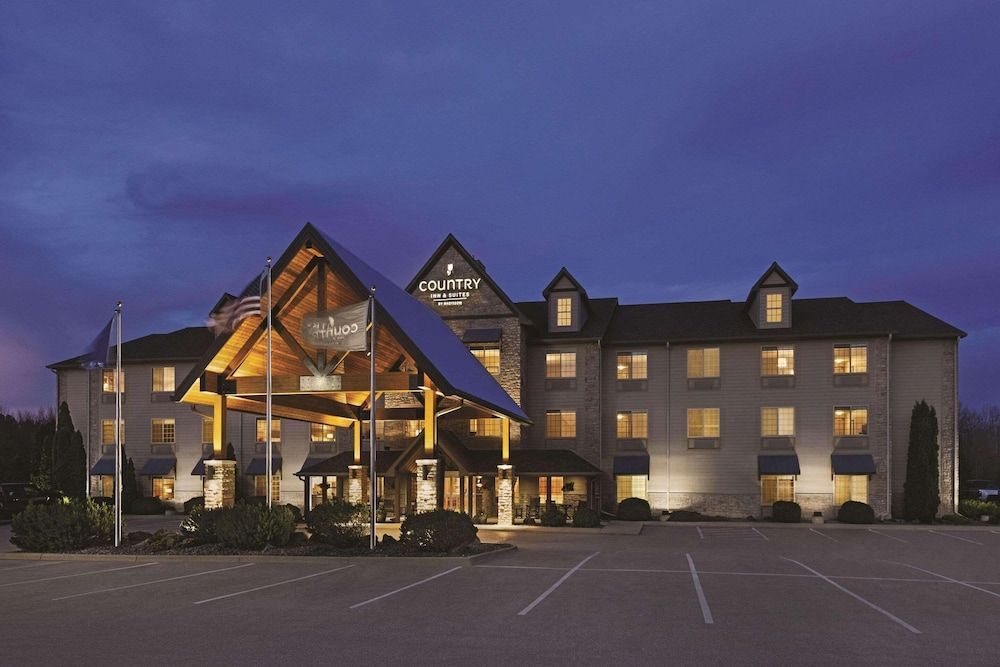 Country Inn & Suites by Radisson, Green Bay North 1