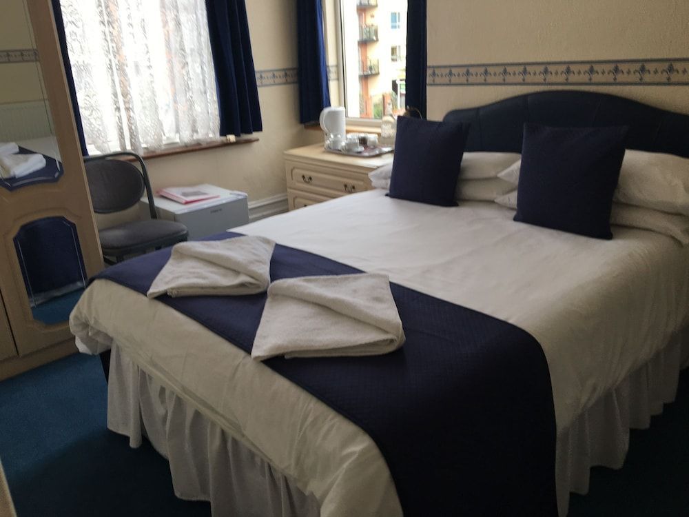 The Grosvenor 2