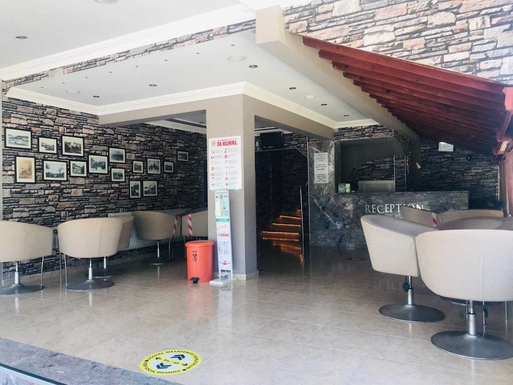 Boss 2 Hotel 2