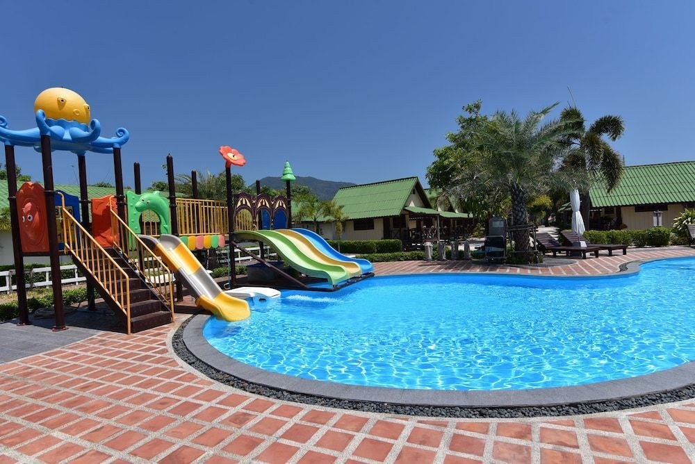 Varin Beach Resort 1