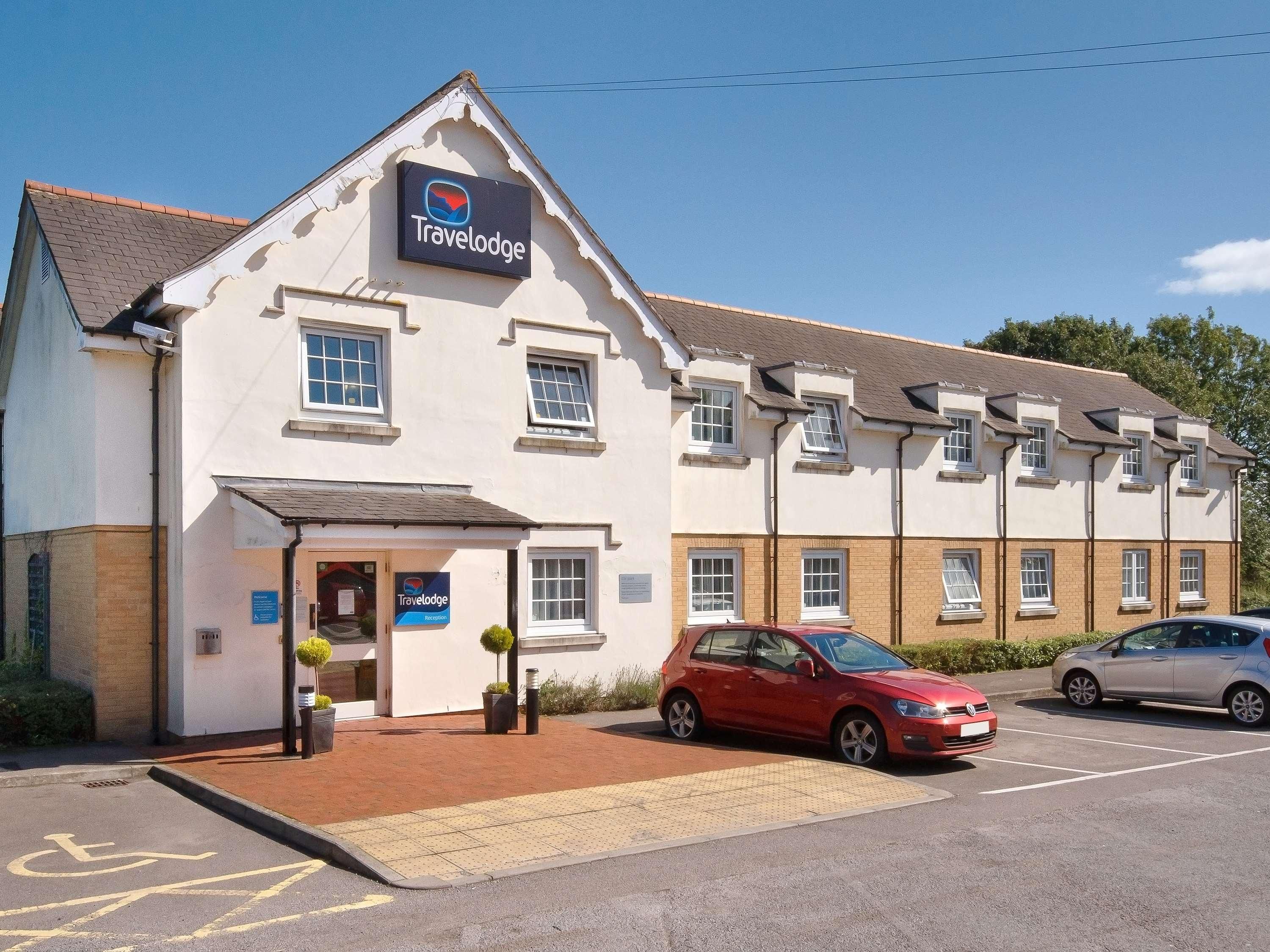 Travelodge Cardiff Airport 2