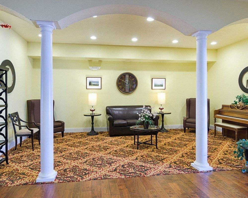 Comfort Inn & Suites Orange - Montpelier 2
