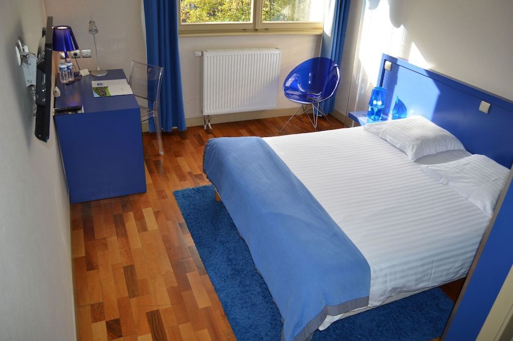 Hotel Du Lac 2